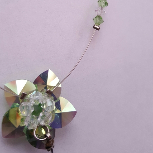 Flower bead necklace - Picture 8 of 12